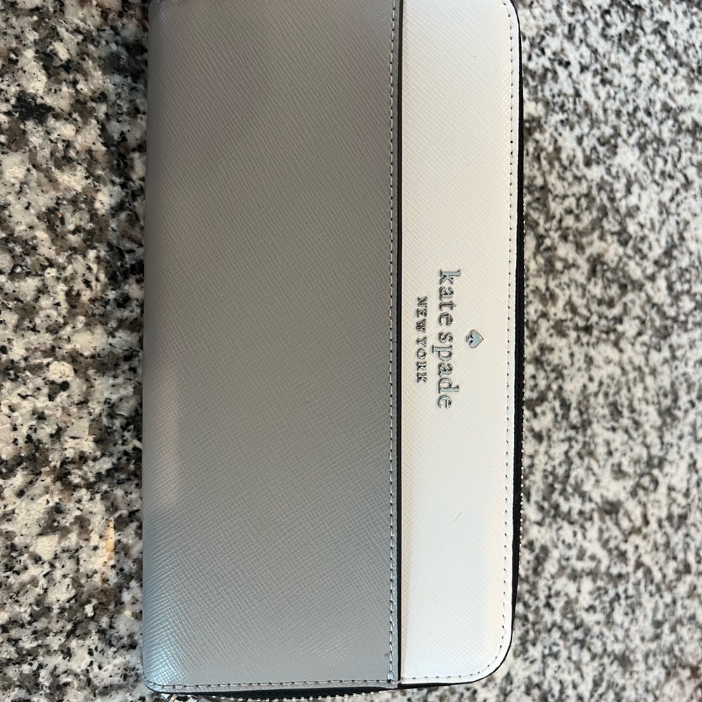 Kate Spade Two-Tone Gray and White Wallet